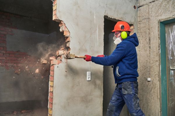 Concrete Wall Demolition in Davenport